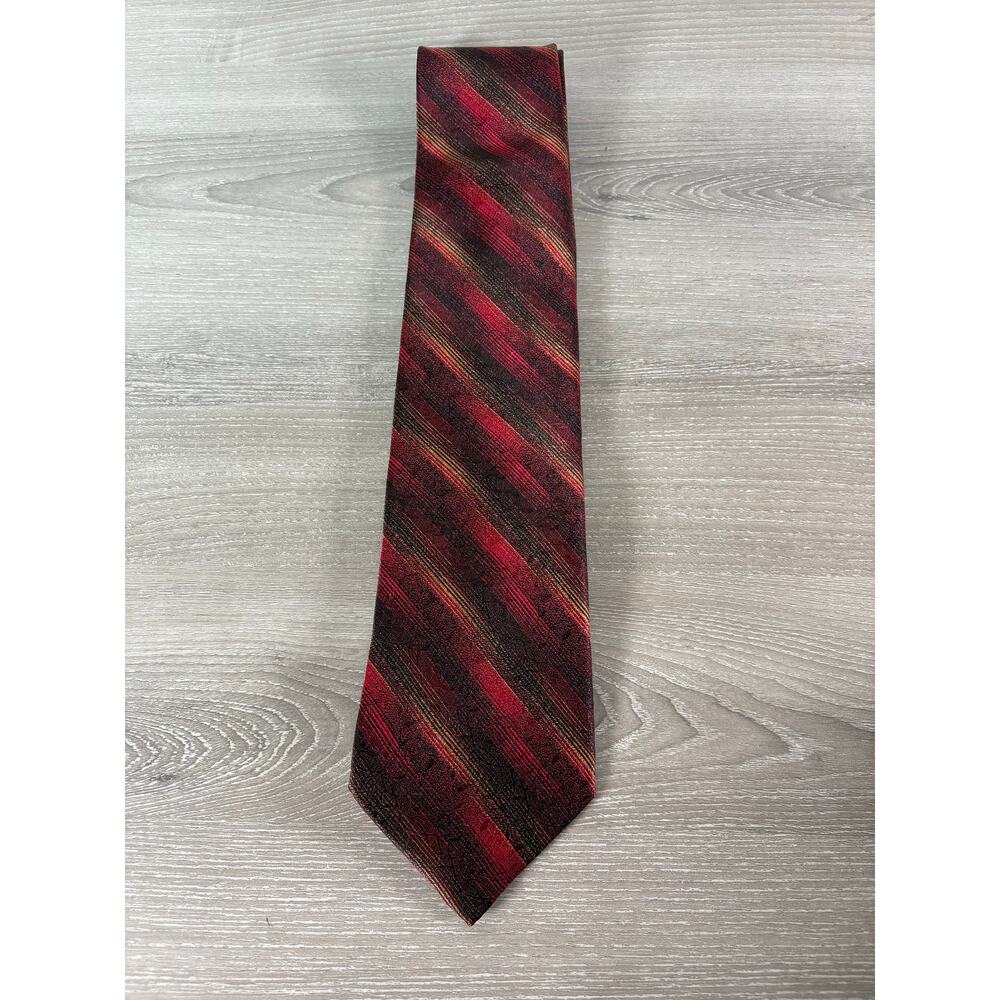 Jhane Barnes Red Gold Vertical Line Pattern Men's‎ Silk Tie Necktie- Italy- EUC